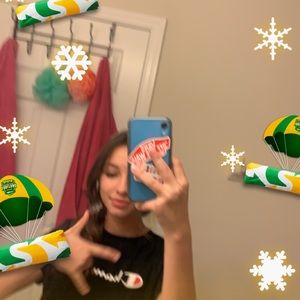 Meet your Posher, Brooke